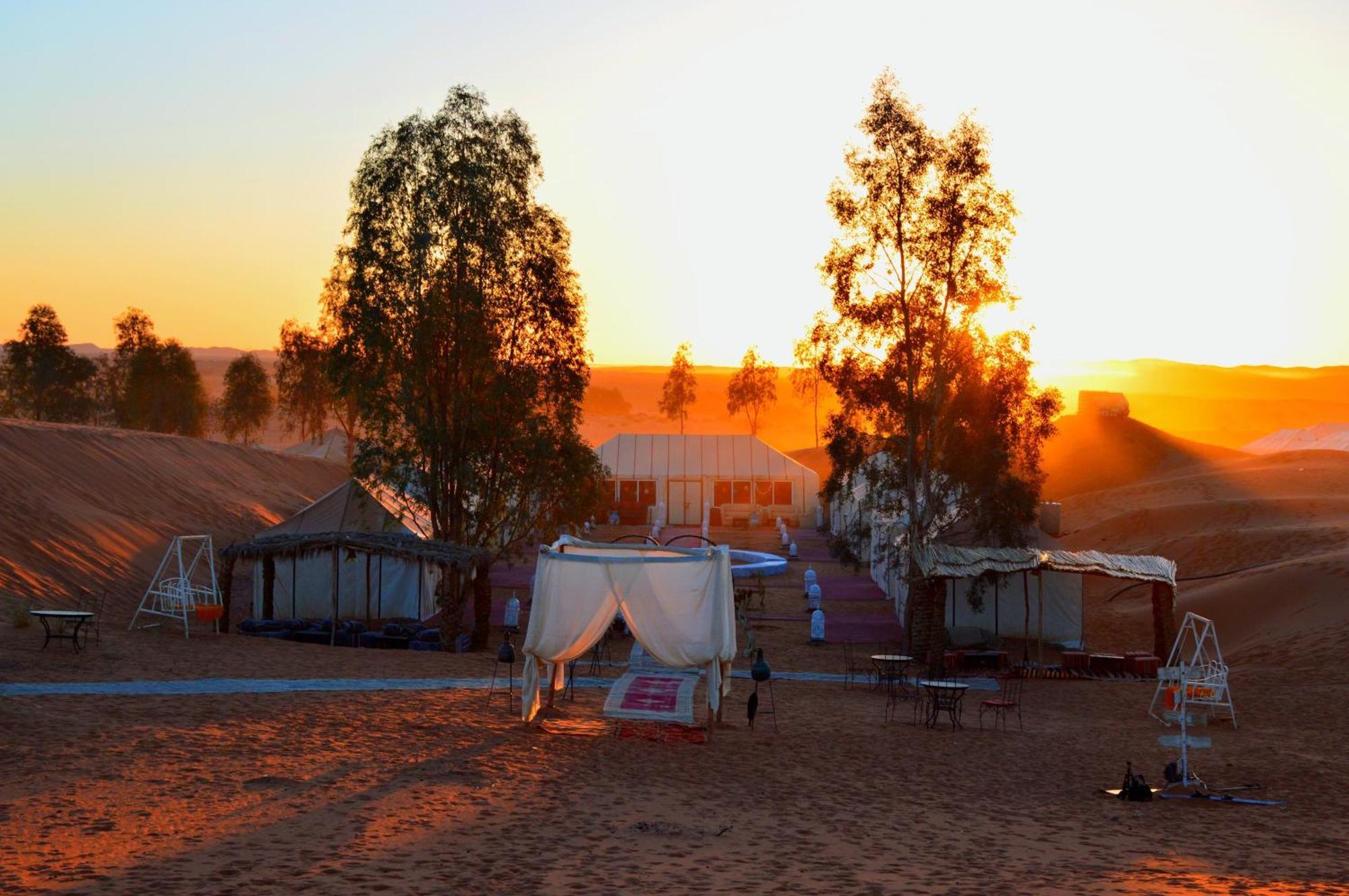 Merzouga Paradise Luxury Camp Extérieur photo