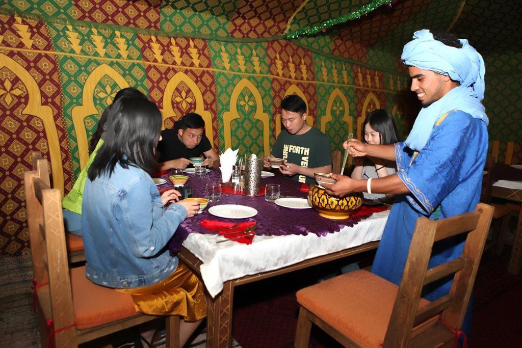Merzouga Paradise Luxury Camp Extérieur photo
